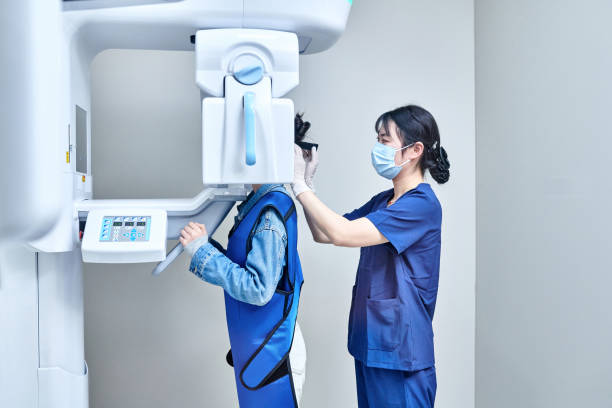 Best Emergency Tooth Extraction in Marillo, CA